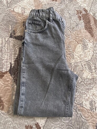 Gri Jean
