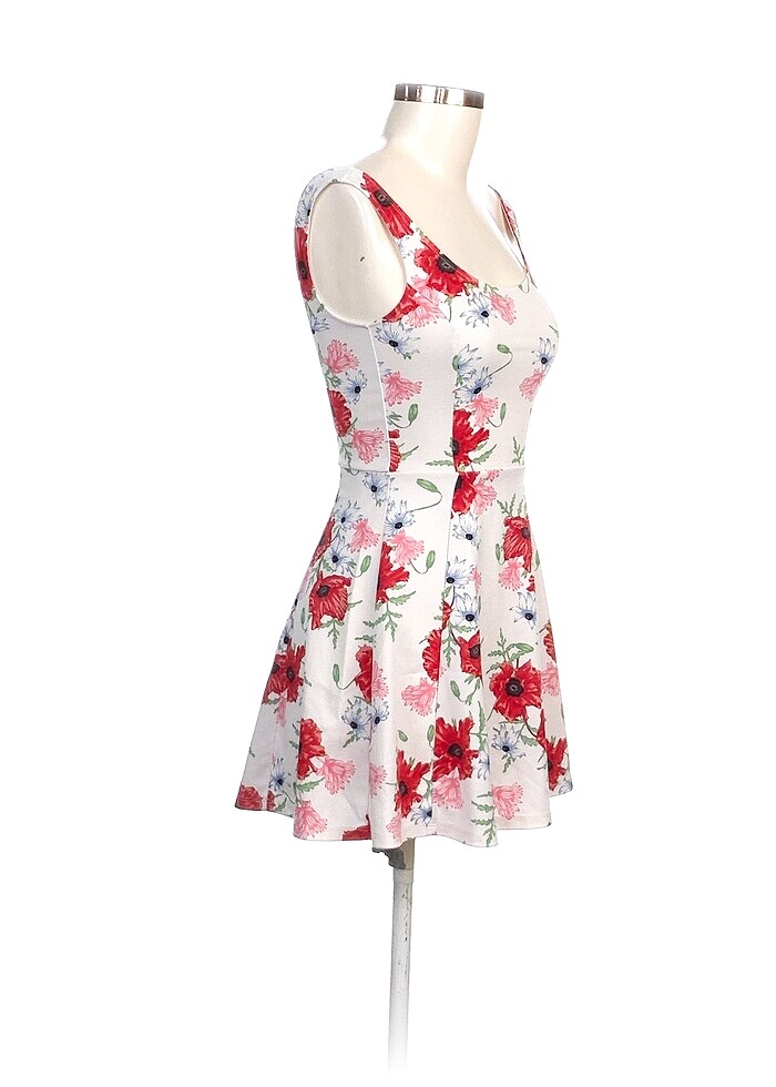 H&M Kısa Elbise %70 İndirimli. - Görsel 2