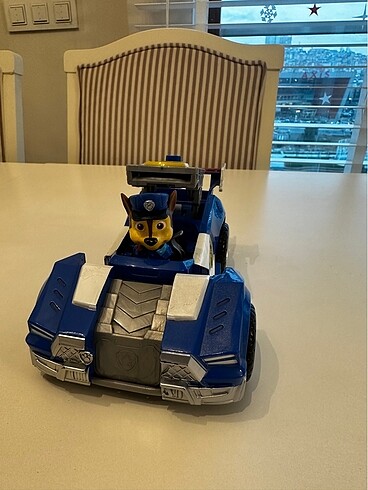  Paw Patrol Chase ve Dönüşebilen Deluxe Araba