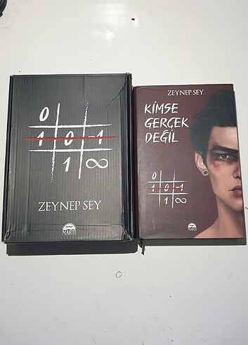 Kimse gerçek değil kutulu set 