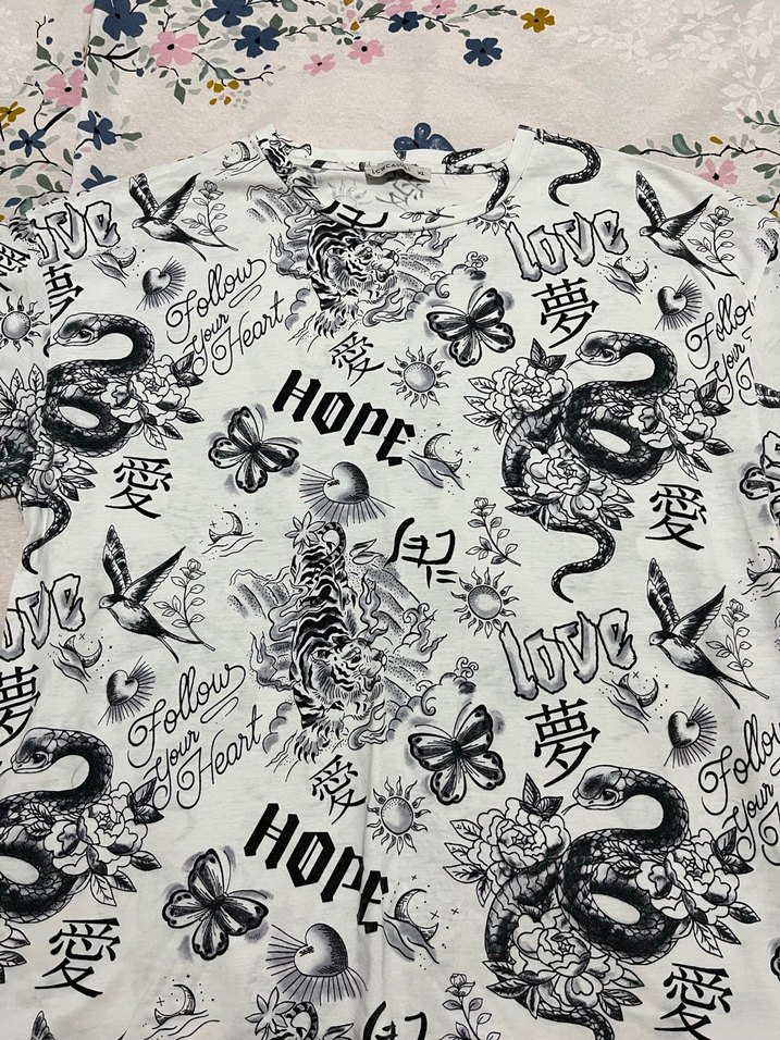 Baskılı Kadın Tişörtü, Kısa Kollu, Salaş Kesim - Görsel 2