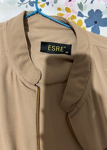 Bej Kısa Kollu Fermuarlı Kadın Ceket - Görsel 2