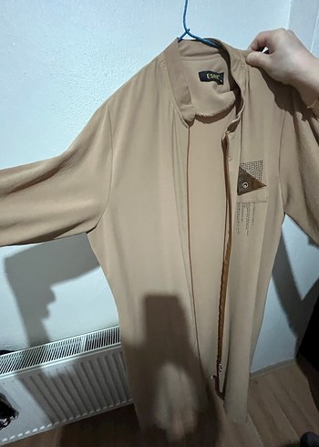 Bej Kısa Kollu Fermuarlı Kadın Ceket - Görsel 4