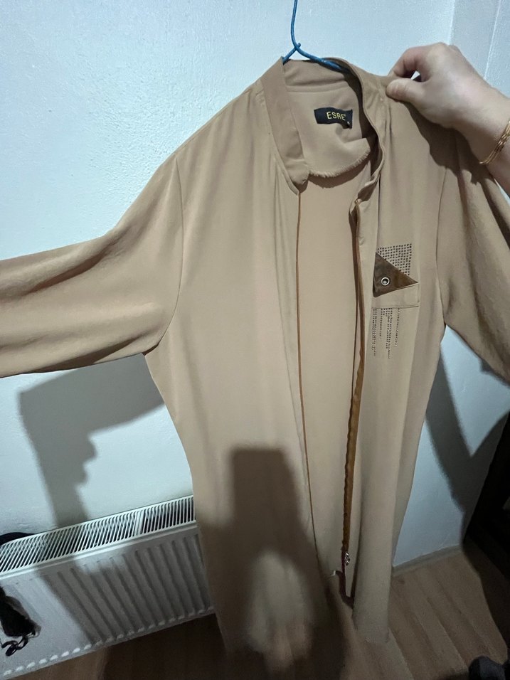 Bej Kısa Kollu Fermuarlı Kadın Ceket - Görsel 4