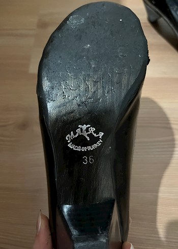 Klasik Siyah Tokalı Kadın Topuklu Ayakkabı - Görsel 3