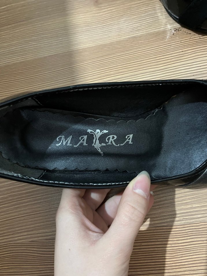 Klasik Siyah Tokalı Kadın Topuklu Ayakkabı - Görsel 2