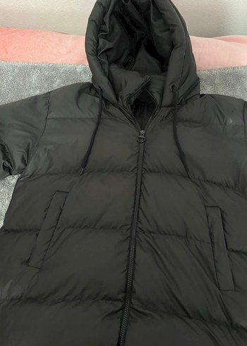 Kadın Siyah Fermuarlı Kapüşonlu Kışlık Mont - Görsel 2