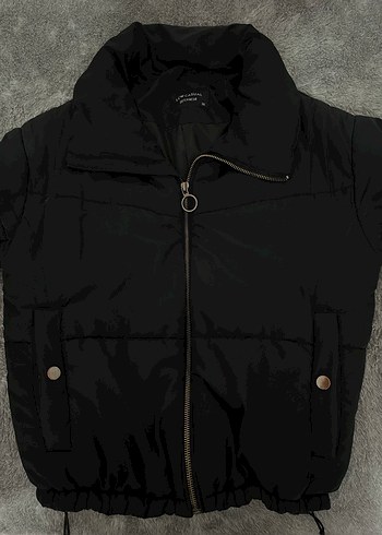 Siyah Yüksek Yakalı Kürklü Kolsuz Mont - Görsel 2