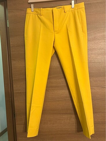 Zara sarı pantolon