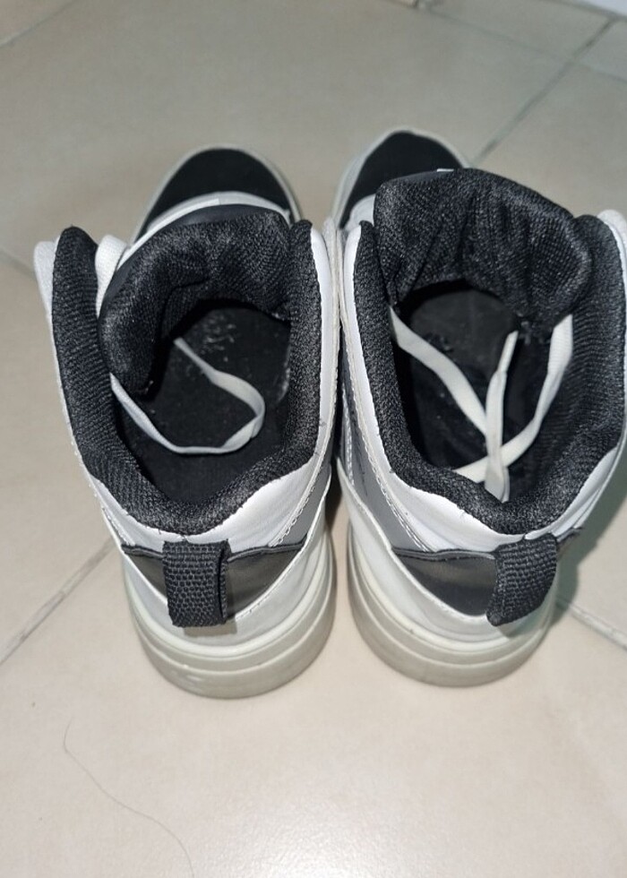 Spor ayakkabı - Görsel 3