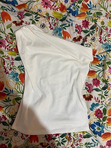 bir kolsuz vintage bluz