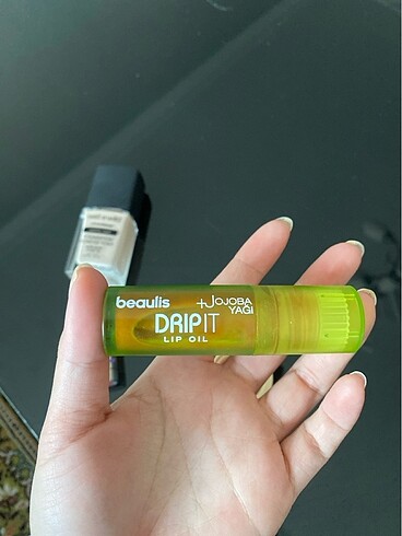 Beden Renk Beaulis dudak yağı Skinfood kapatıcı
