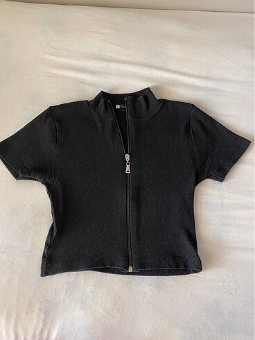 Trendyol & Milla Siyah fermuarlı crop