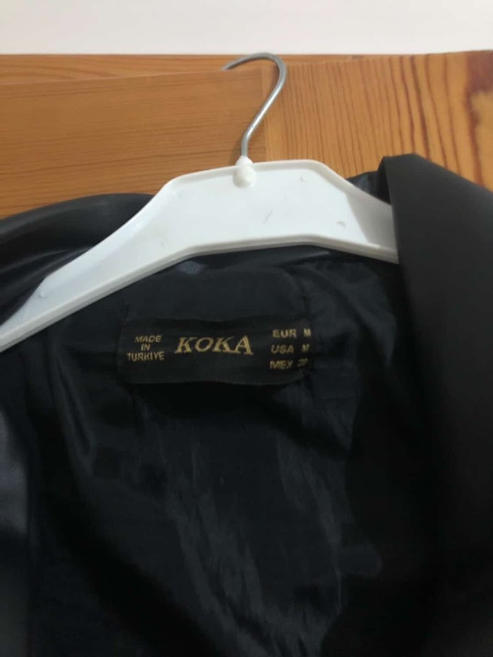 Düğmeli Siyah Deri Kadın Ceket - Görsel 3