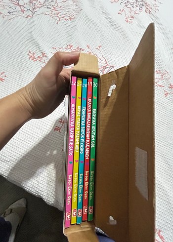  Şirin dünyayı geziyorum kitap seti