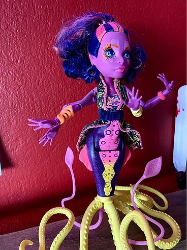 Beden Monster High Kala Mer?ri