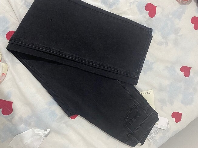 32 Beden siyah Renk Stradivarius pantolon