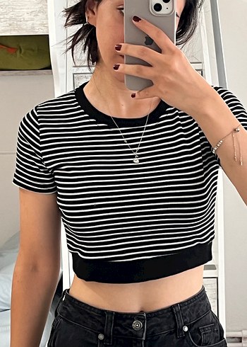 Siyah Beyaz Çizgili Crop Top