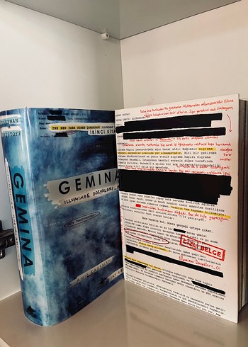 Illuminae Dosyaları, Kitap Serisi. Illuminae&Gemina