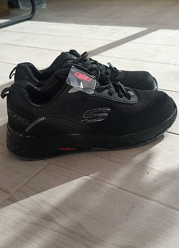 39 Beden siyah Renk Skechers Spor Ayakkabı