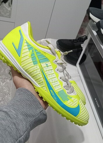 41 Beden Nike Halısaha Krampon