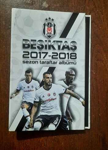Besiktaş 17-18 lisanslı kart albümü