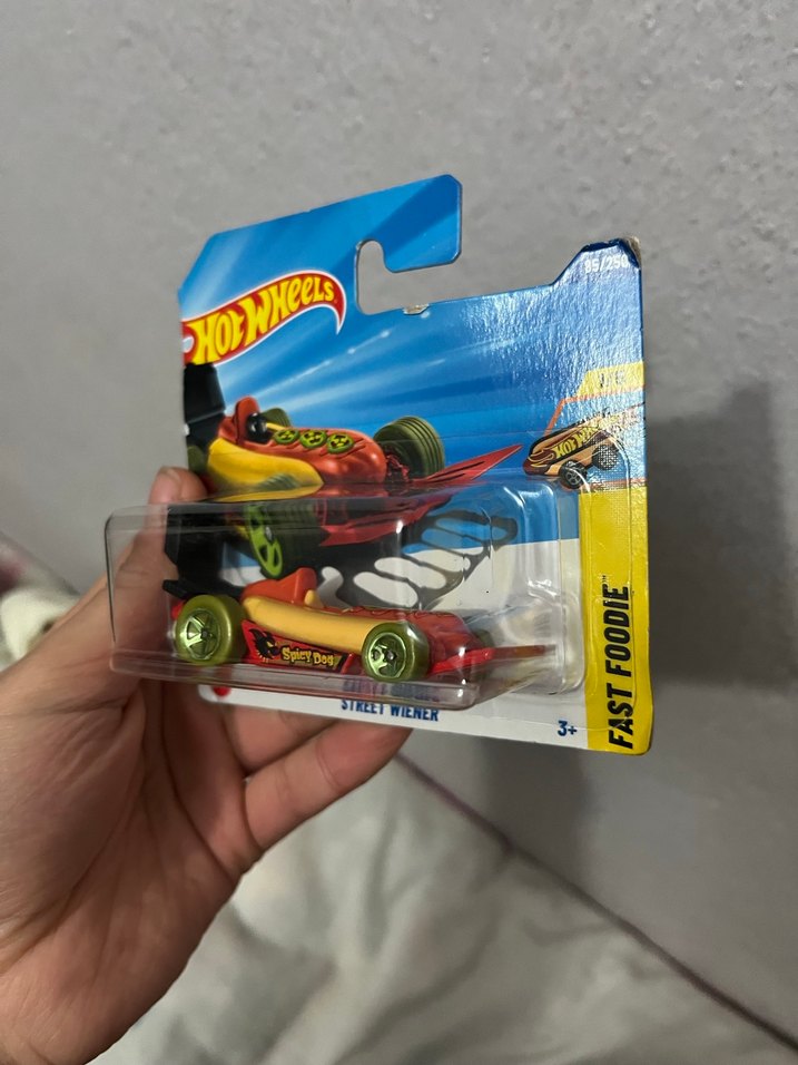 Hot Wheels Street Wiener - Görsel 2