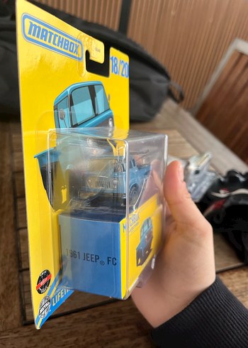 Matchbox Mavi Jeep Oyuncak Araba 18/20 - Görsel 2