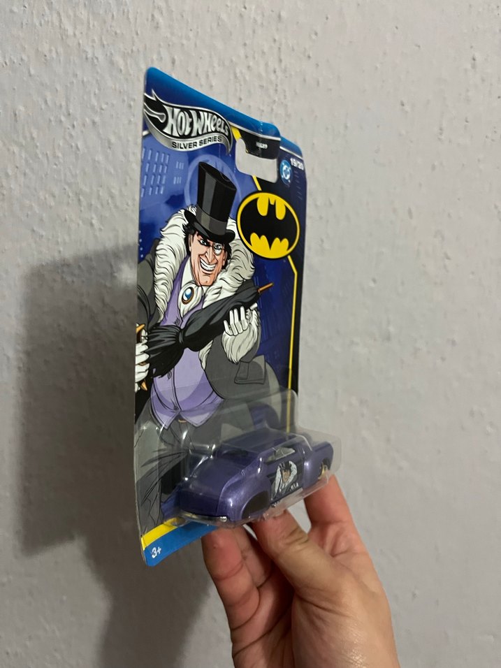 Hot Wheels Batman silver series - Görsel 3