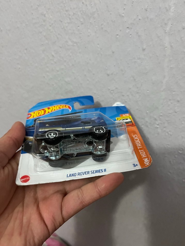 Hot Wheels Land rover series II - Görsel 2