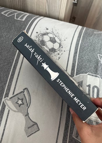 Beden Şafak Vakti - Stephenie Meyer