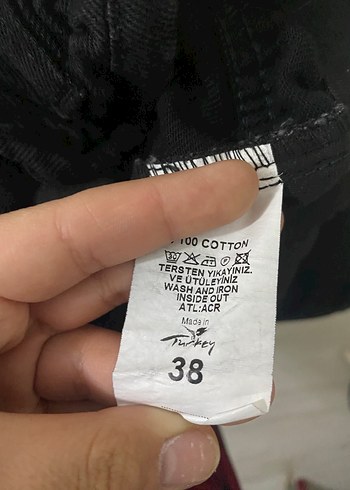 Düğmeli Siyah Kadın Kot Pantolon - Görsel 4