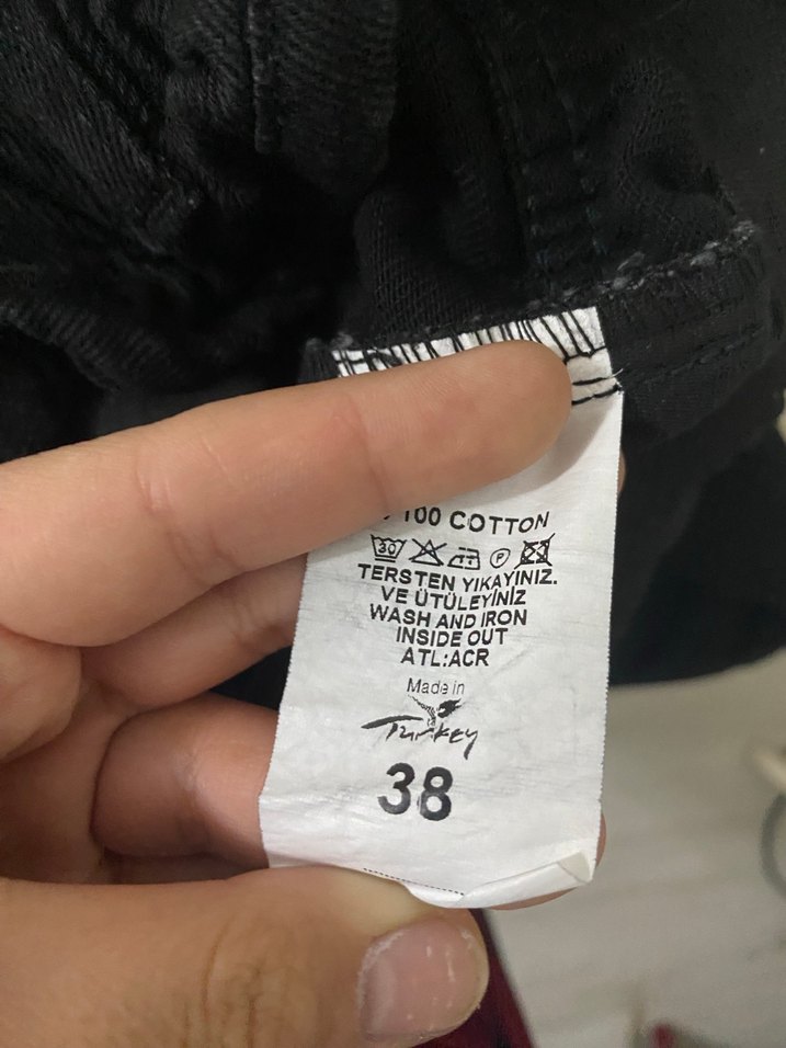 Düğmeli Siyah Kadın Kot Pantolon - Görsel 4