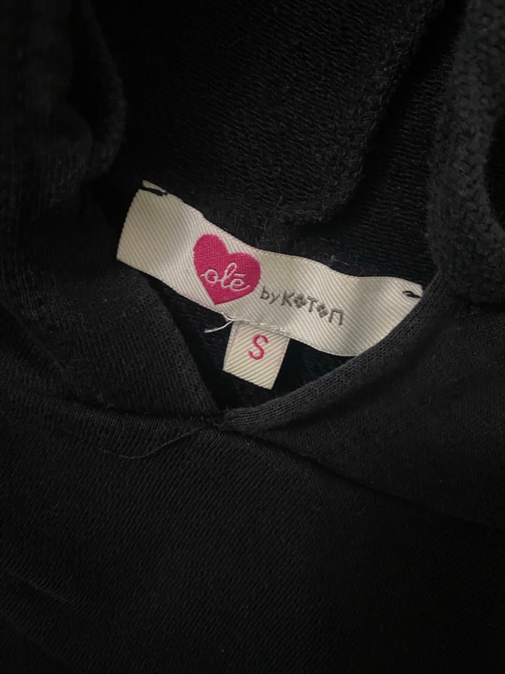 Siyah Kapüşonlu Kadın Sweatshirt - Görsel 4