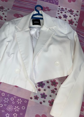 Beyaz Düğmeli Kadın Midi Blazer - Görsel 2
