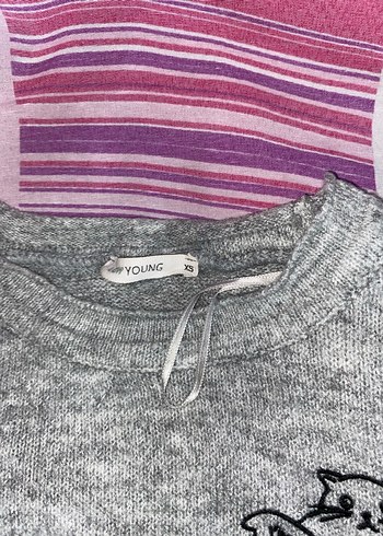 Gri Nakışlı Kadın Triko Kazak - Görsel 2