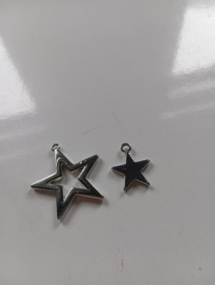 gri yildiz charm - Görsel 2