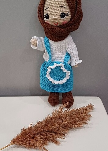 Tesettürlü amigurumi bebek