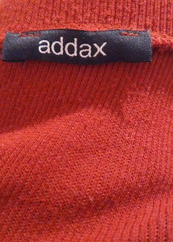 Kız Çocuk Kırmızı Yarım Balıkçı Yaka Tişört - Görsel 3