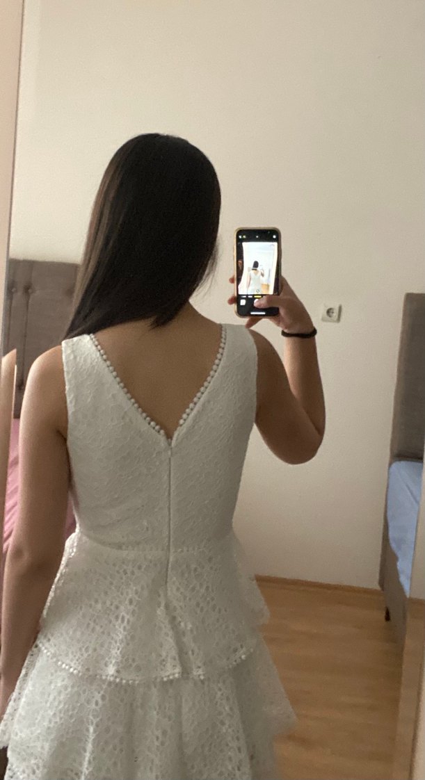 Beyaz elbise - Görsel 2