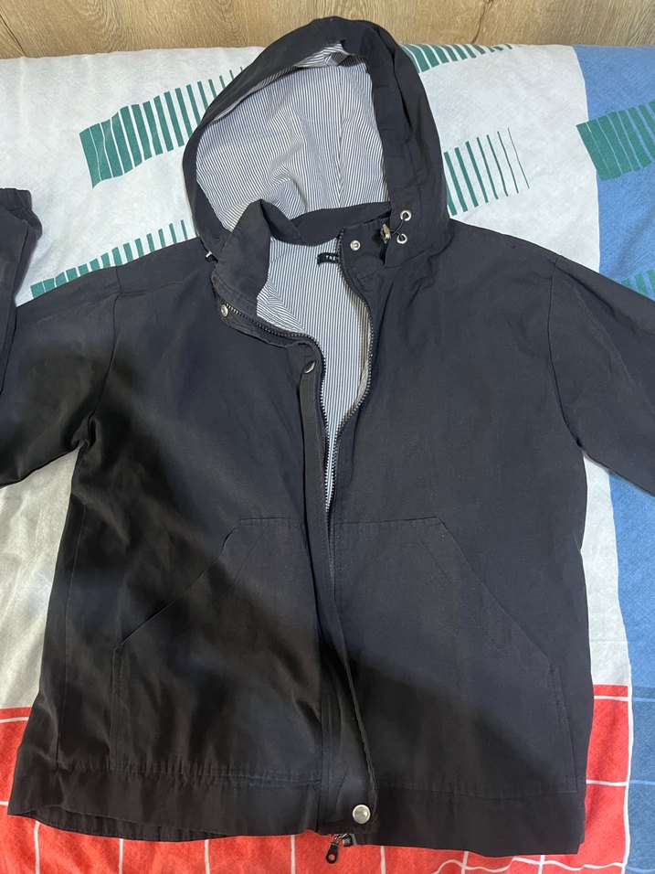 Kapüşonlu Siyah Kadın Spor Ceket - Görsel 2