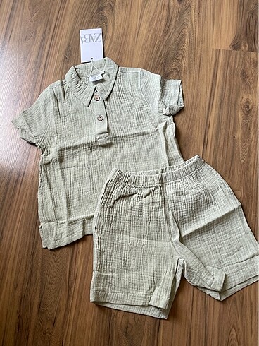 Zara müslin kumaş polo yak tişört takım