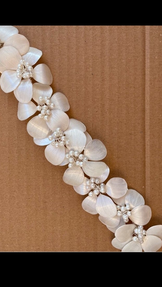 İnci Boncuklu Bej Çiçekli Saç Aksesuarı - Görsel 2