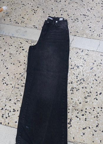Siyah Yırtmaçlı Uzun Denim Kadın Pantolon