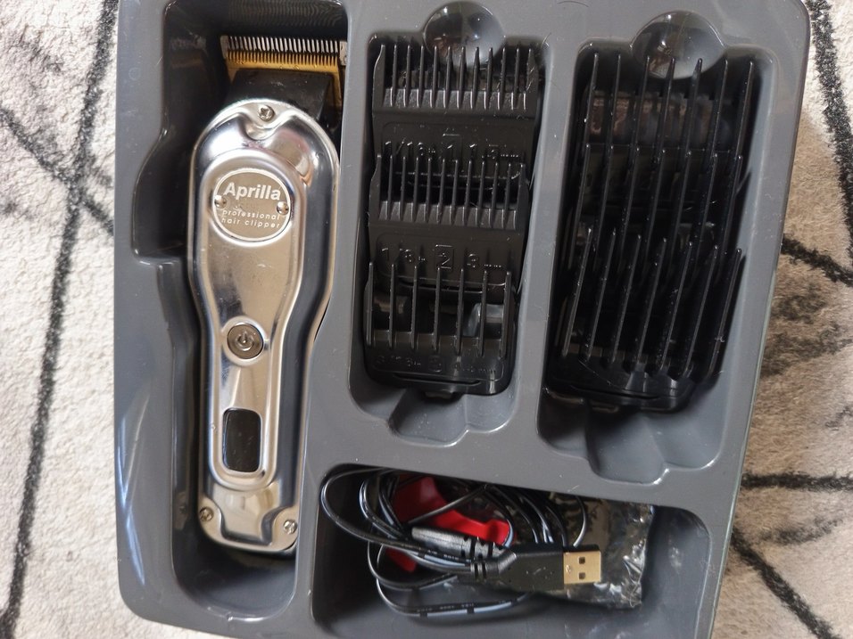 Aprilla Ahc-5050  Saç Sakal Kesme Makinesi - Görsel 3