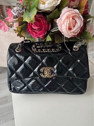 Siyah Rugan Chanel Çanta
