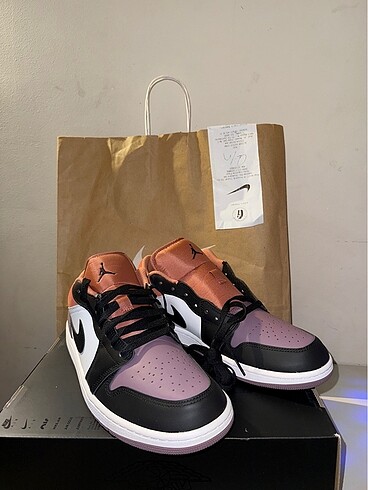 Nike Air jordan legacy low 1 SE