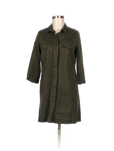 Mango Trenchcoat %70 İndirimli.