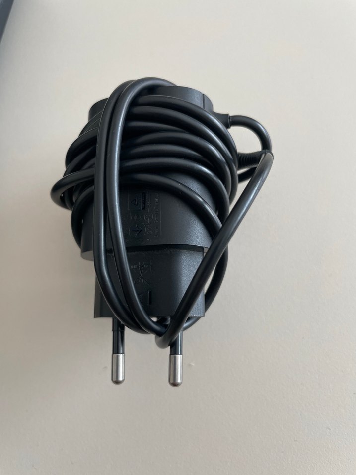 Oral-B Braun Siyah Power Bank şarj cihazı - Görsel 3