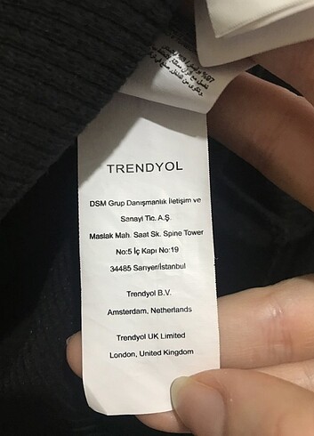 xl Beden TRENDYOLMİLLA KAYIK YAKA ASİMETRİK ÖRME